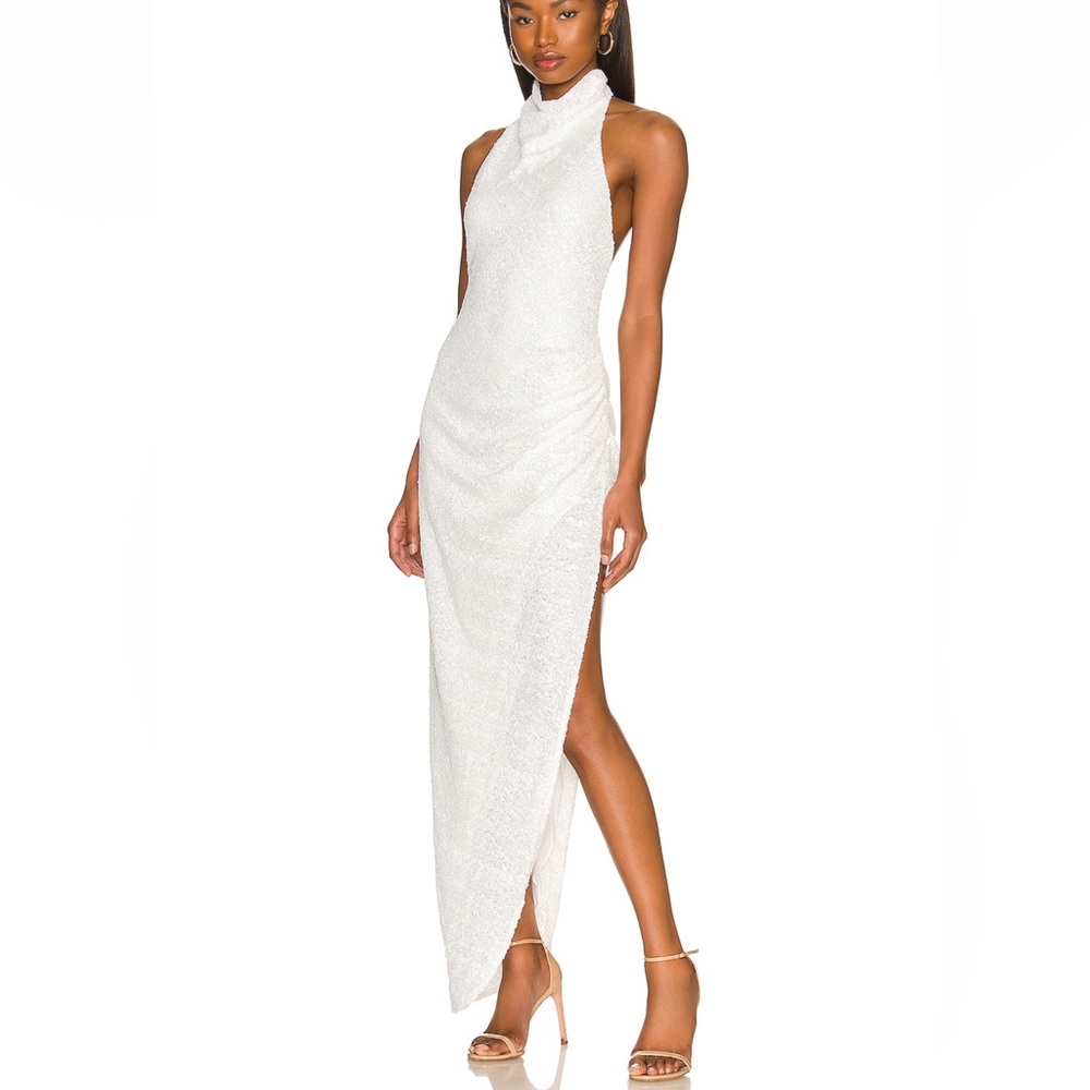 X REVOLVE SAMBA GOWN IN WHITE SEQUIN
Amanda Uprichard
